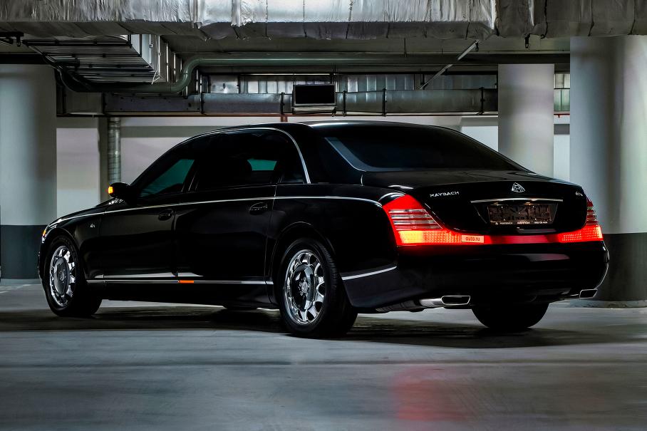 Эксклюзивный Maybach-броневик продают в России