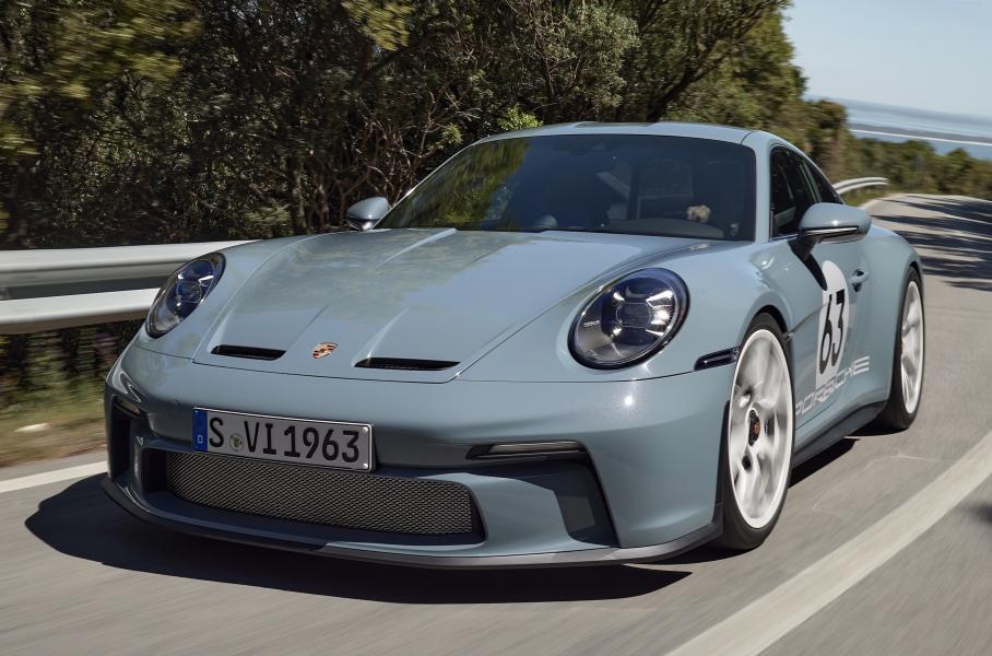 Представлен суперлегкий Porsche 911 S/T с двигателем от 911 GT3 RS