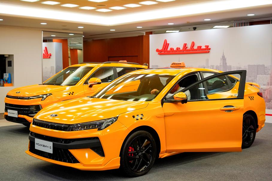 «Москвич 6» представлен официально: что о нем известно