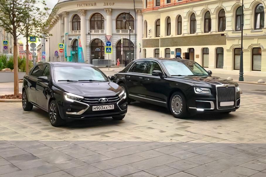 Lada Aura и Aurus Senat