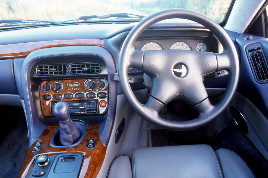 Aston Martin празднует 110-летие