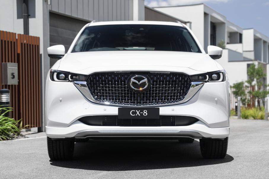 Mazda отправит в отставку ещё один трехрядный кроссовер