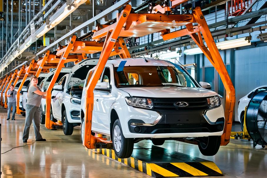 АвтоВАЗ перезапустил производство Lada Largus