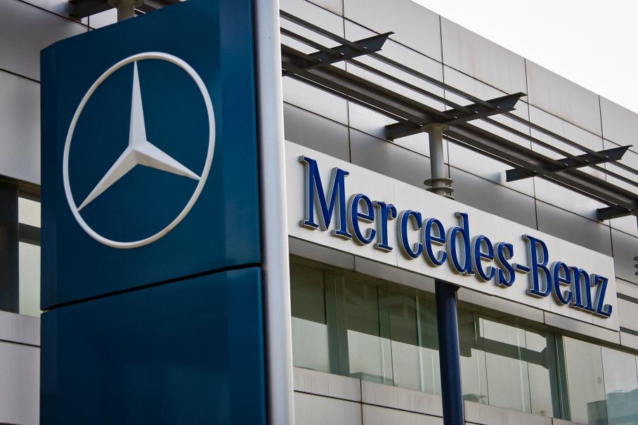 Mercedes-Benz отключил российских дилеров от программного обеспечения