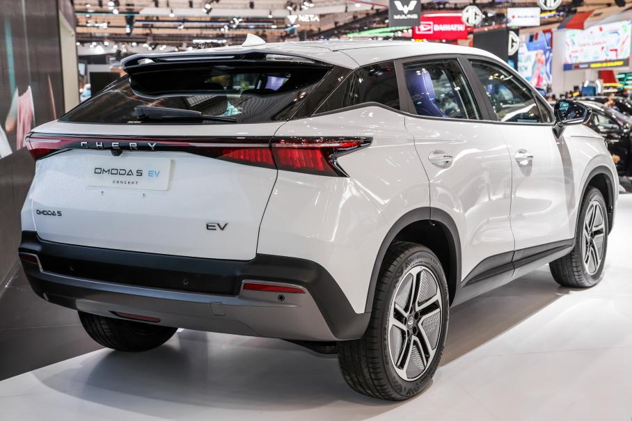 Представлен электрокроссовер Omoda: его ждут в России