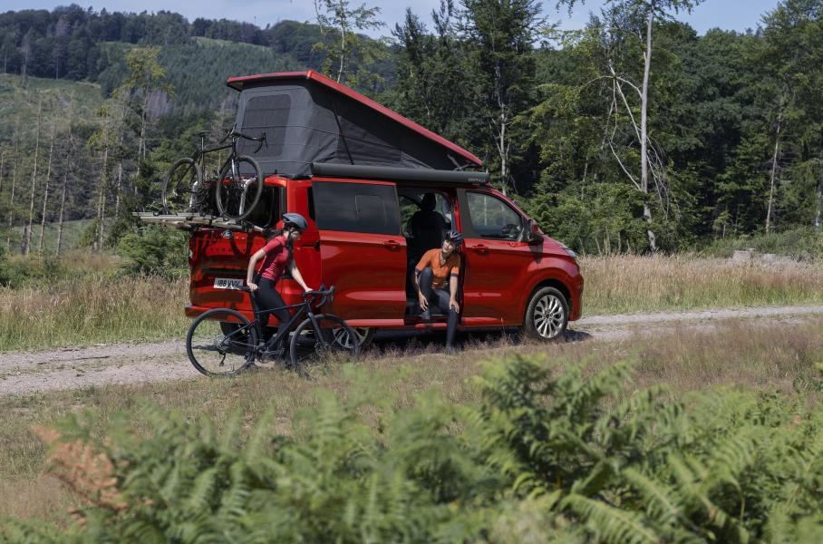 Представлен новый Ford Transit Custom Nugget — в нём есть душ и кухня