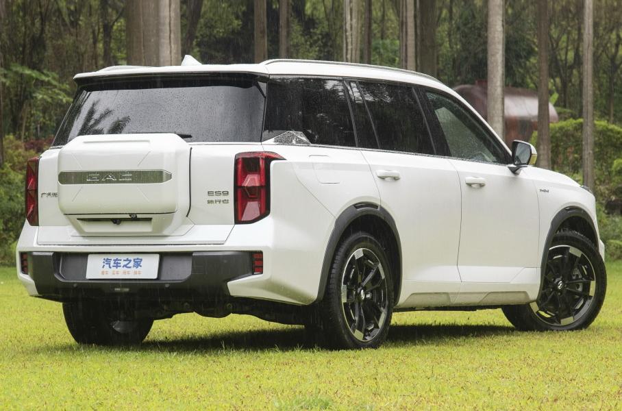 Представлен трехрядный внедорожный кроссовер GAC ES9