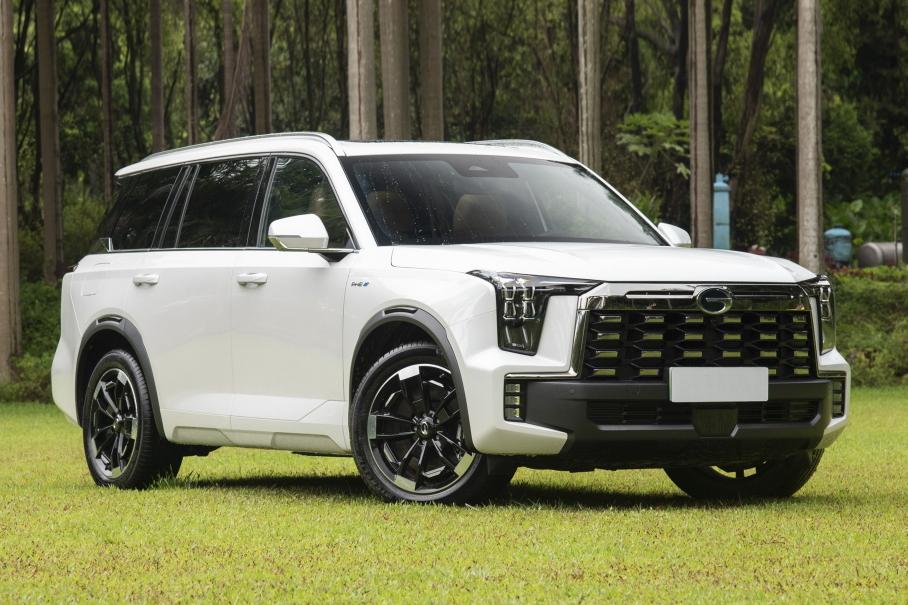 Представлен трехрядный внедорожный кроссовер GAC ES9