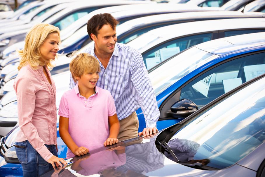 Ввоз подержанных иномарок в Россию увеличился почти в три раза