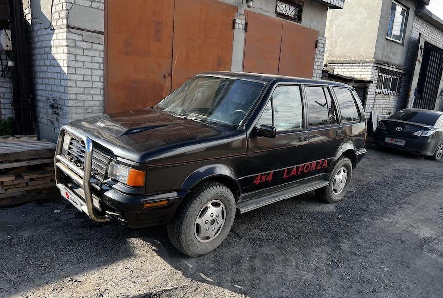 Редчайший итальянский внедорожник продают в России за миллион рублей