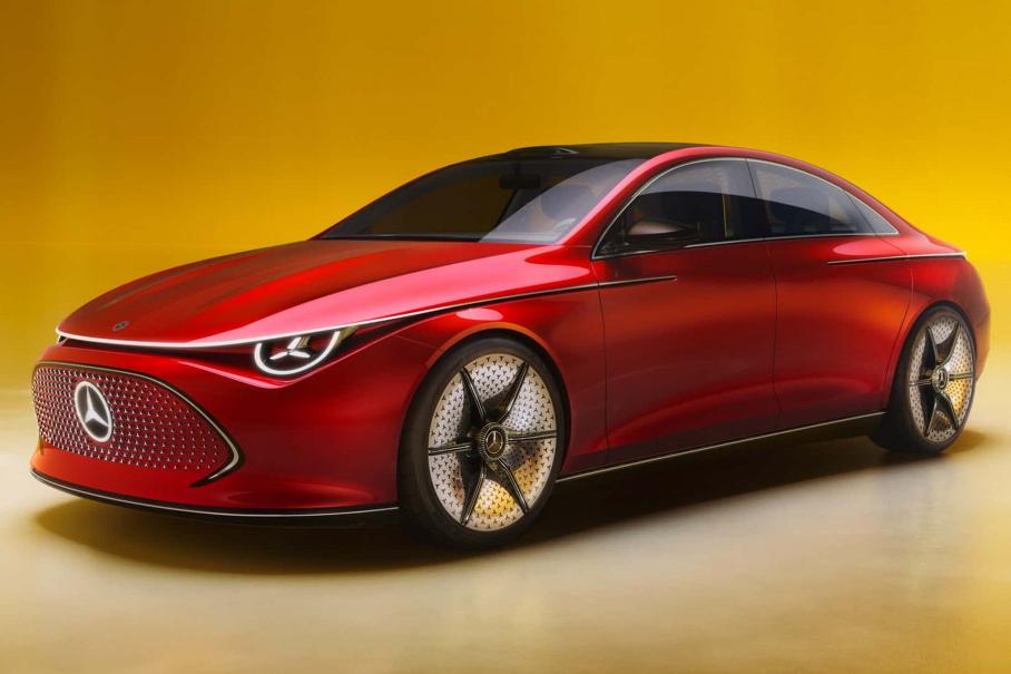 Задний привод и трёхлучевые фары: представлен предвестник Mercedes CLA