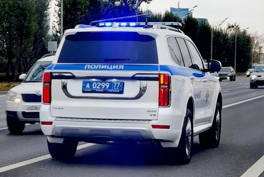 Российская полиция закупила партию премиум-внедорожников Tank 500