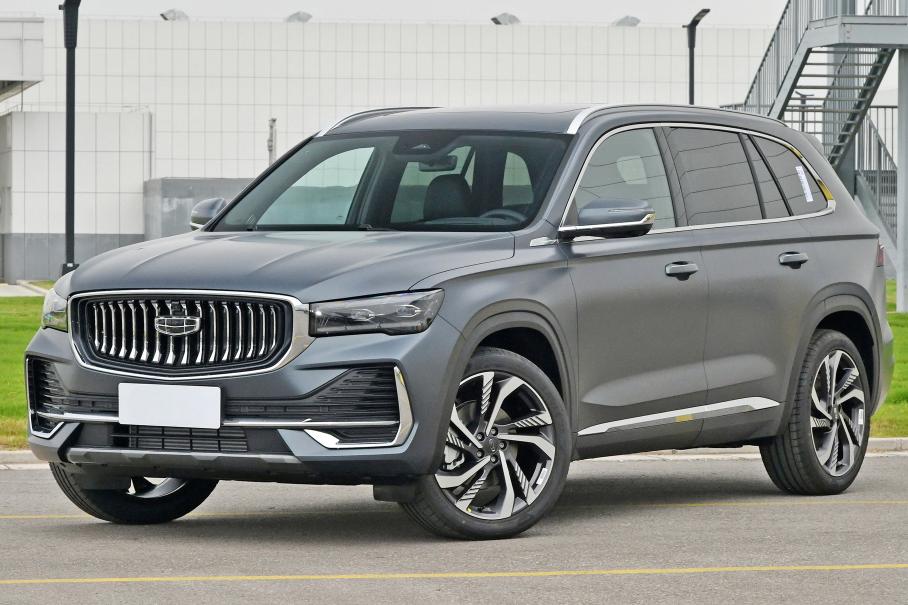 Обновленный Geely Monjaro отказался от «робота» и подешевел