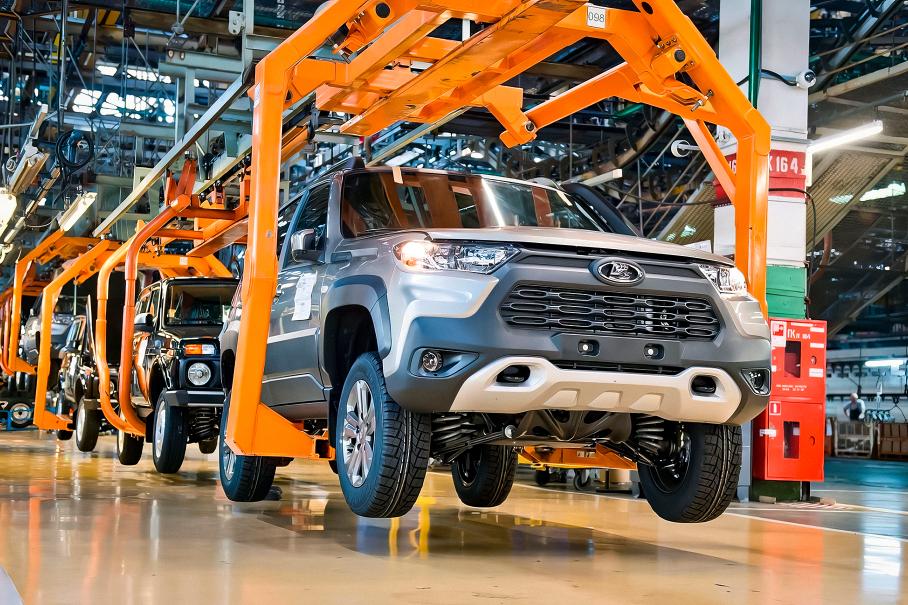 Lada Niva Travel получит салон из кожзама