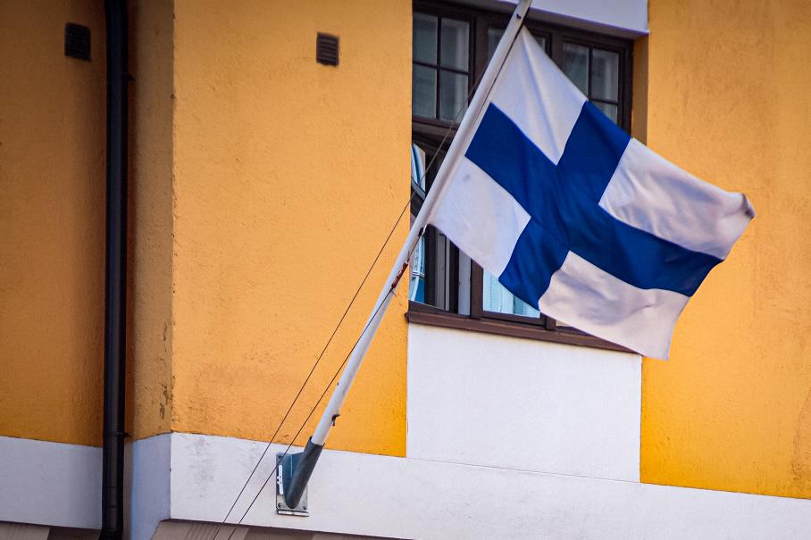 Стало известно, сколько автомобилей с российскими номерами не пустили в Финляндию