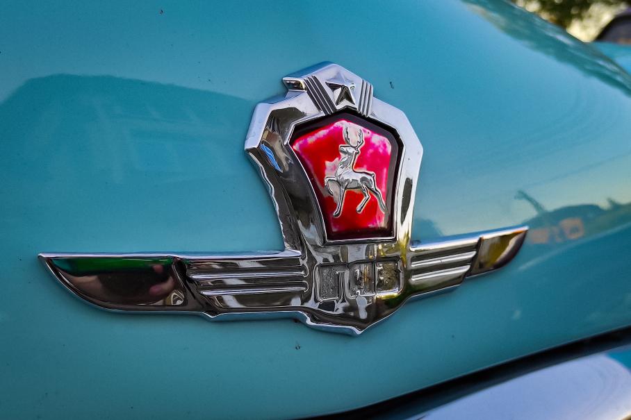 Россияне выступили за возрождение советских автомобильных брендов