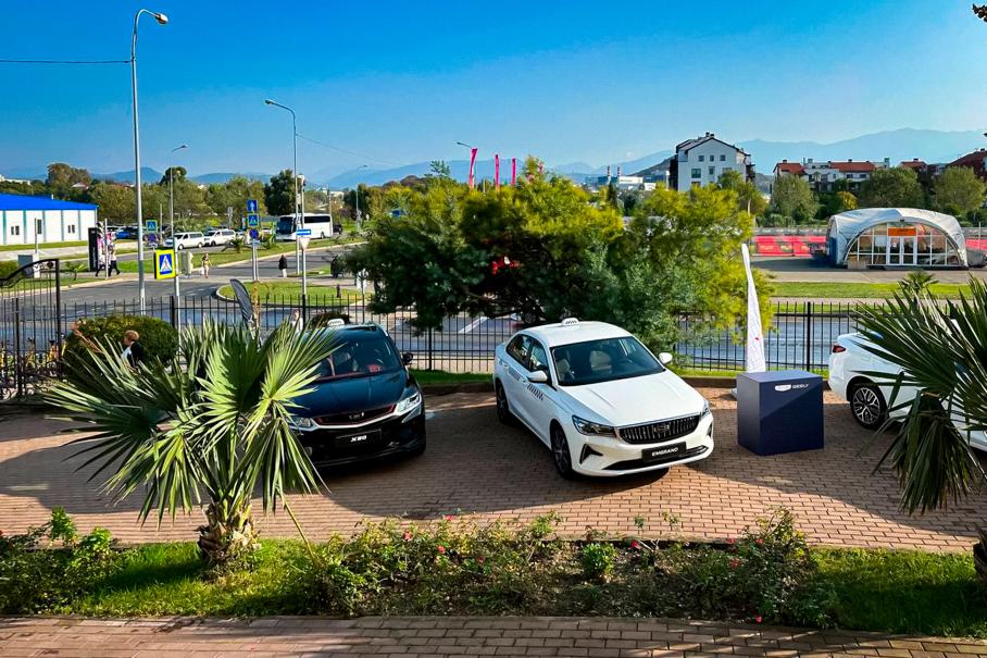 Каким будет бюджетный седан Geely Emgrand для России