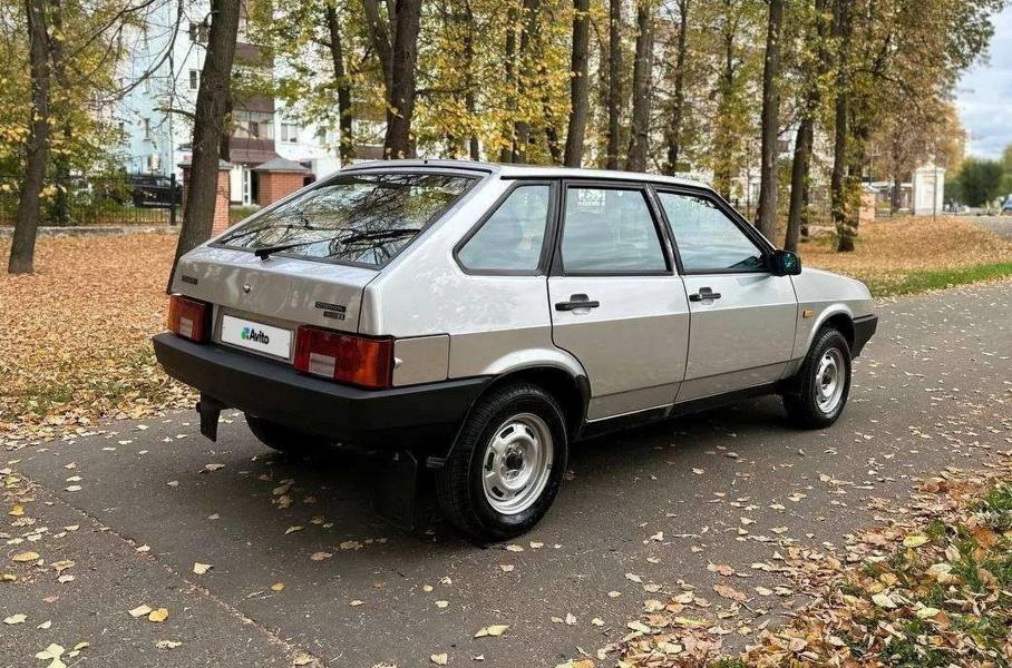 В Казани продают топ-версию ВАЗ-2109 за миллион рублей