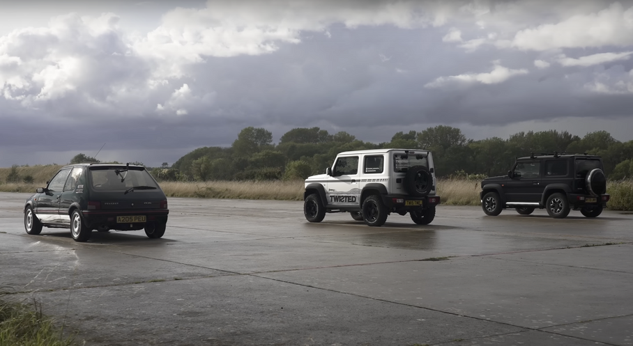 Видео: культовый «горячий хэтчбек» устроил гонку с легендарным внедорожником