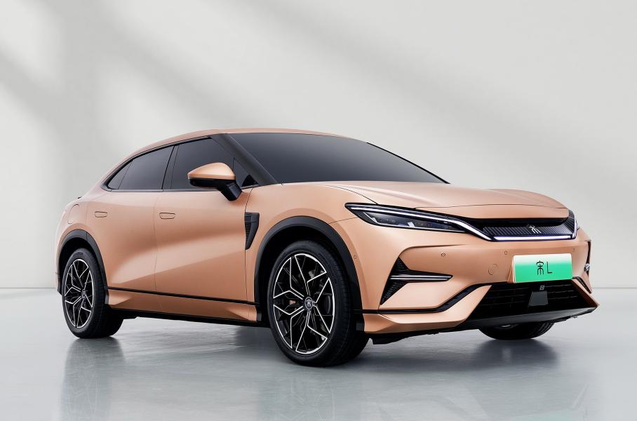 BYD показал интерьер кросс-купе, которое бросит вызов Zeekr 001