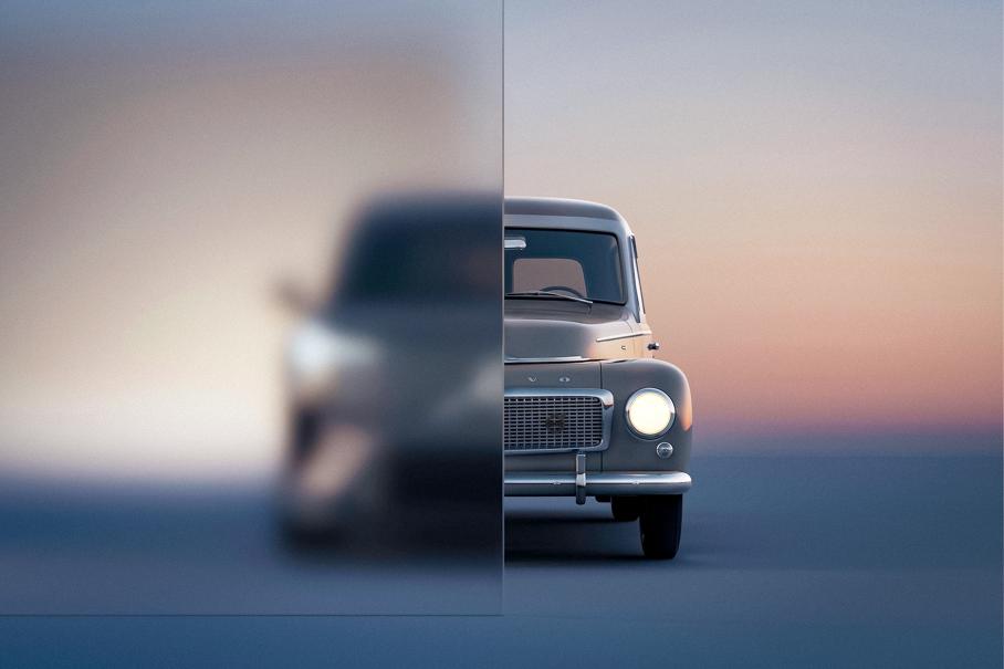 Volvo сравнила новый электровэн EM90 с моделью 70-летней давности