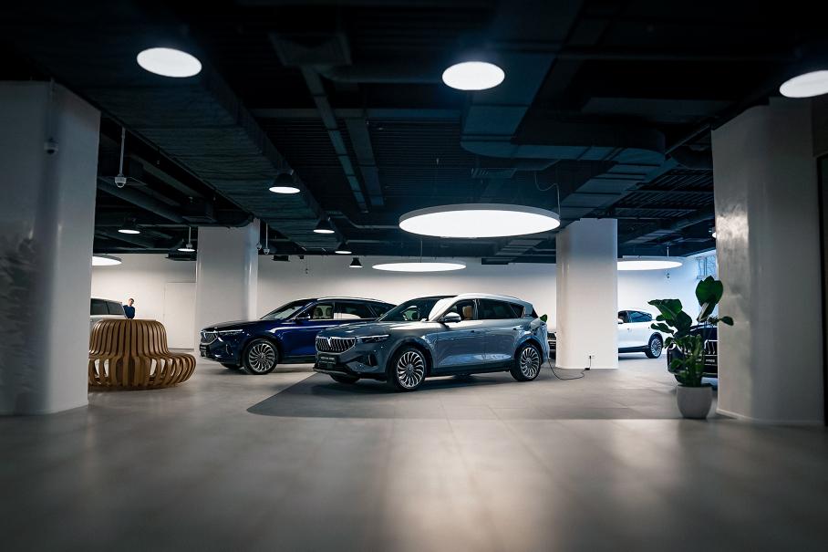 Дилеры рассказали о новых автомобилях, которые появятся зимой на российском рынке