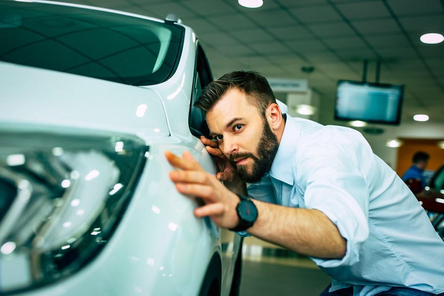 Продажи новых автомобилей в России взлетели в 2,6 раза