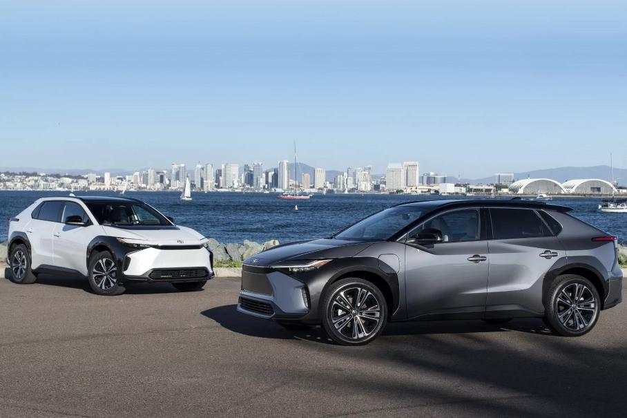 Toyota признала: электрокары продаются намного хуже ожидаемого