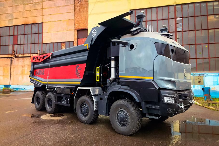 Посмотрите на беспилотный карьерный самосвал КамАЗа