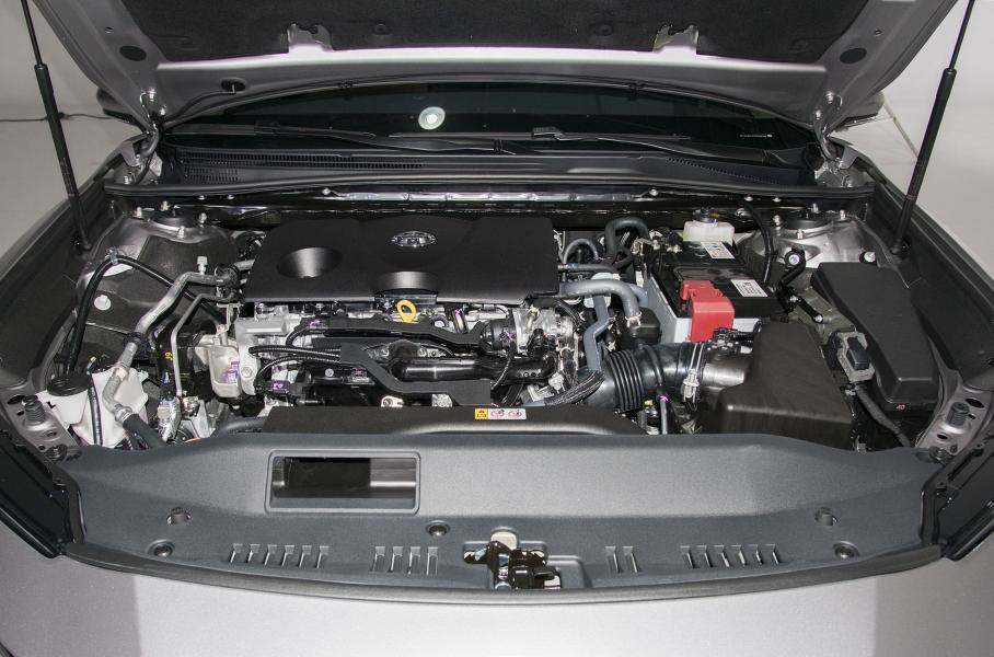 Атмосферный 2,0-литровый двигатель под капотом Toyota Camry XV80