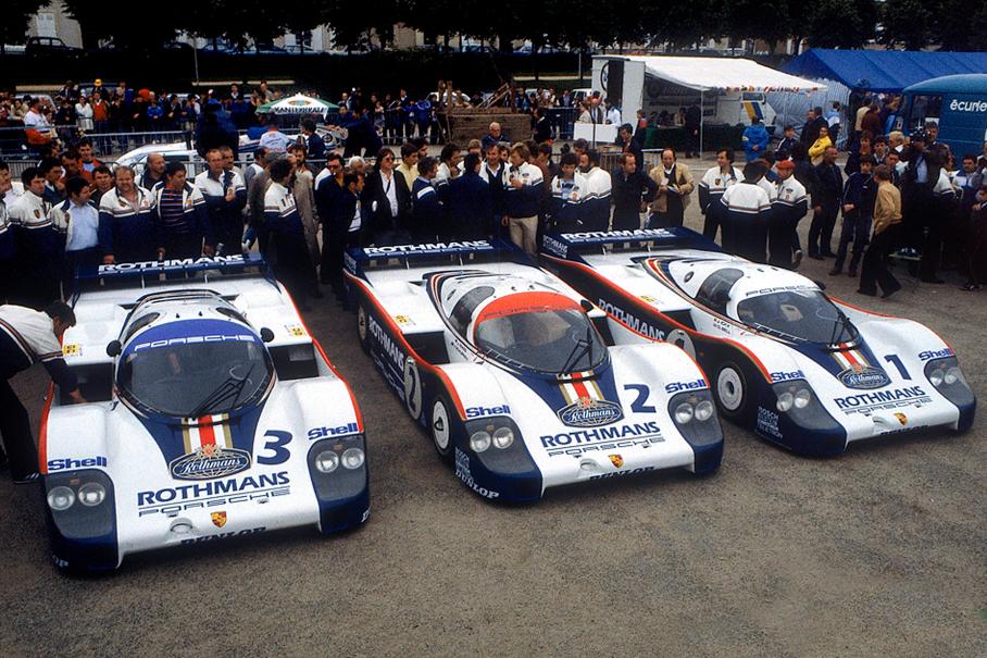Porsche 956 в дебютных «24 часах Ле-Мана» в 1982 году. В восьмидесятых модель 956/962 выиграет эту гонку еще пять раз, убив всю интригу и став самой успешной гоночной машиной десятилетия. Правда, PDK не будет к этому иметь никакого отношения.