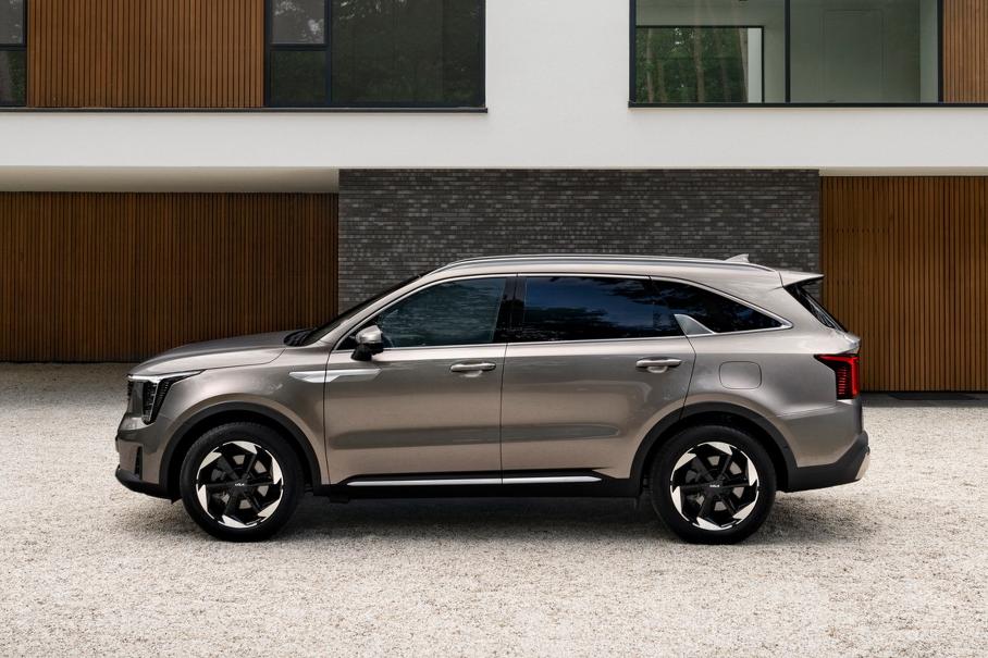 Обновленный Kia Sorento: теперь с расходом 1,6 литра на 100 км