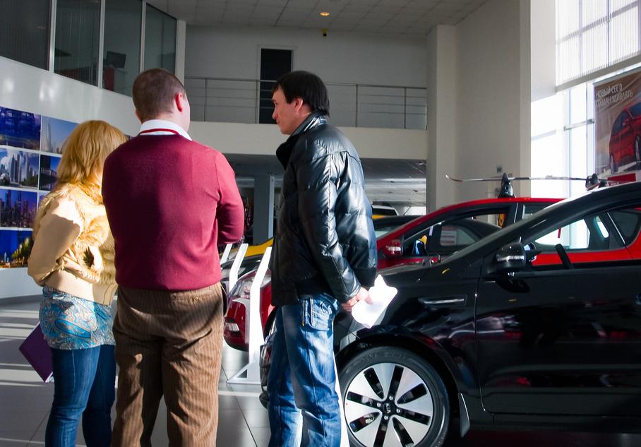 Российским автодилерам грозят банкротства в 2024 году