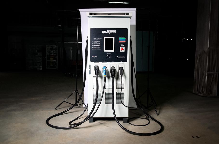 В России начали выпускать антивандальные зарядки для электрокаров