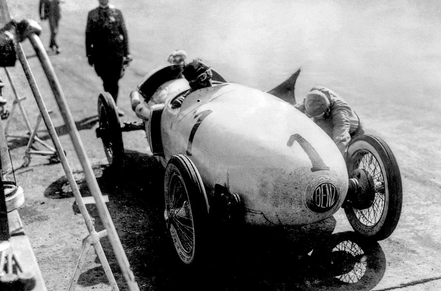 Автомобильная история: лучшее за год