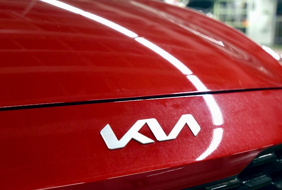 Kia определилась с названием для новой модели: что о ней известно