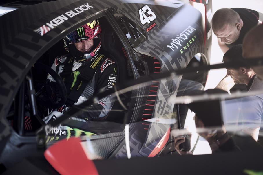 Audi показала закулисье последней гонки Кена Блока