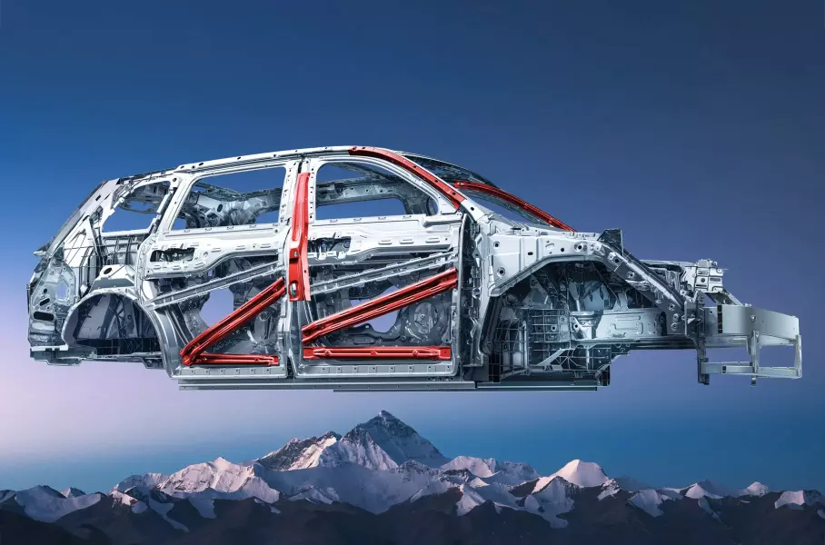 Кроссовер Aito M9: фары-проекторы, чат-бот и 10 экранов