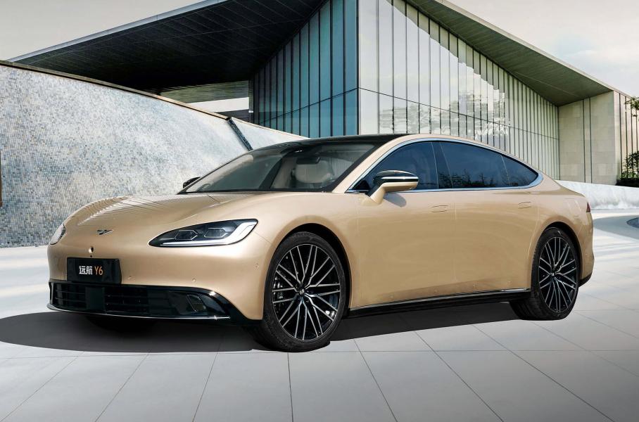 В Китае представлен седан Y6 новой премиум-марки Yuanhang
