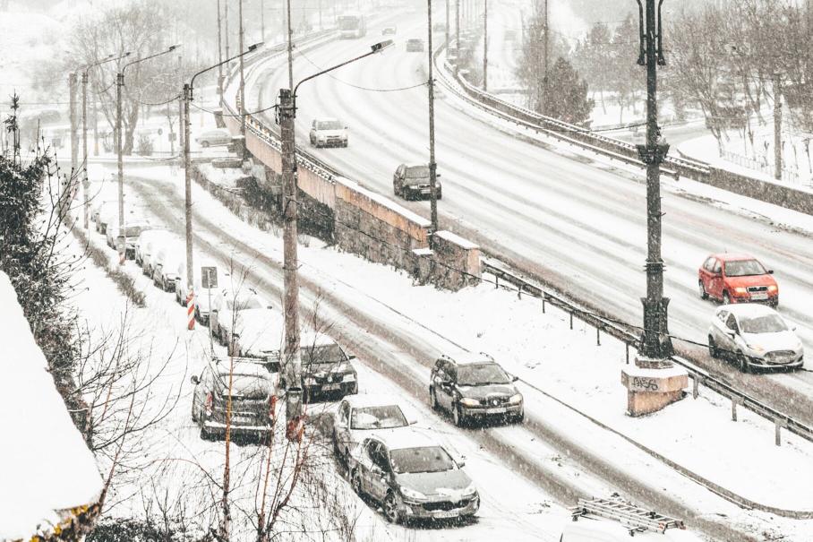 Получившие гражданство РФ не смогут водить машину в России