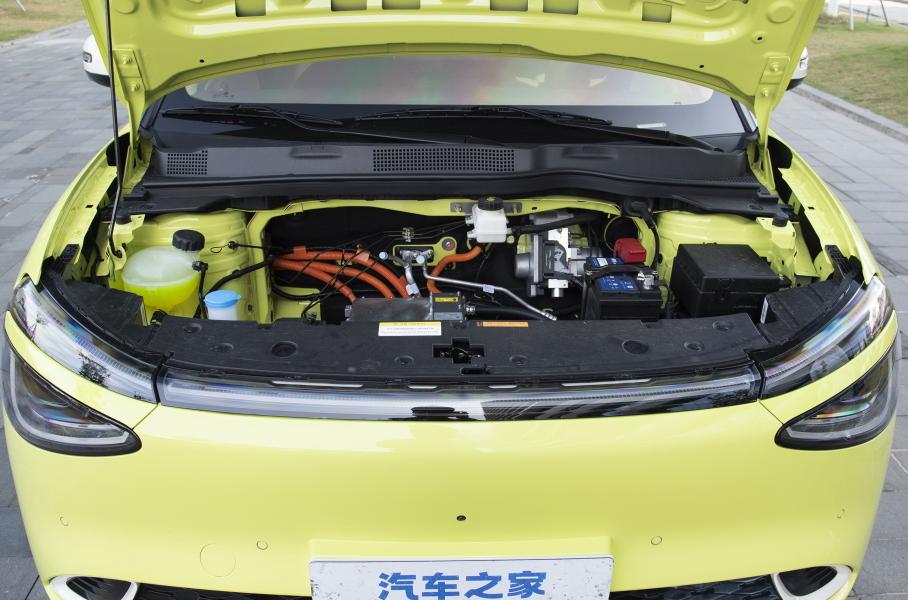 Dongfeng начал продажи электромобиля вдвое дешевле «Москвича 3e»