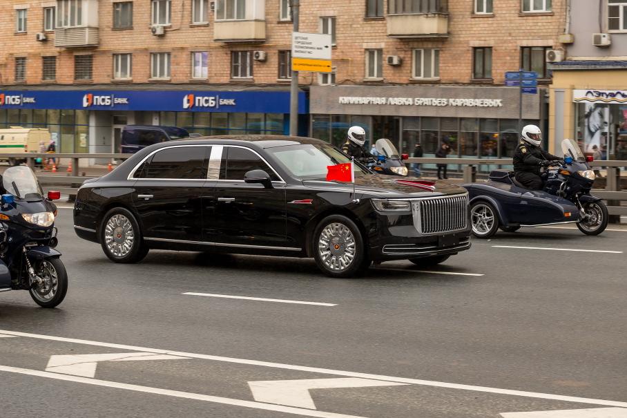 Hongqi N701 в Москве