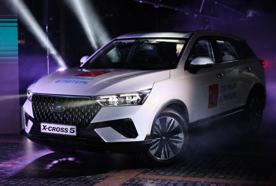 Стала известна судьба модели Lada X-Cross 5