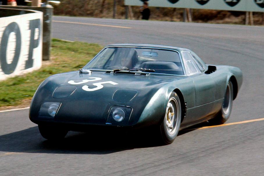 Грэм Хилл за рулем газотурбинного Rover-BRM