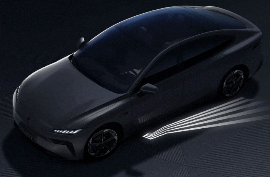 В Китае начались продажи лифтбека eπ 007 от Dongfeng