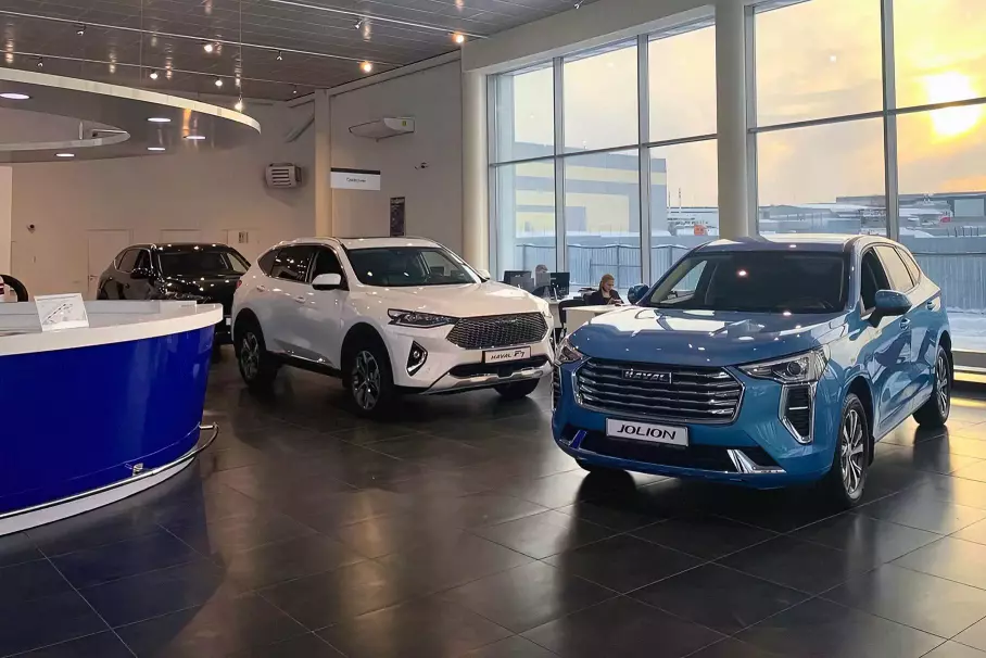 Россияне потратили рекордную сумму на новые машины в декабре