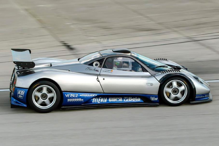 Гоночные гиперкары: Bugatti, Pagani и Koenigsegg в спортивных ливреях