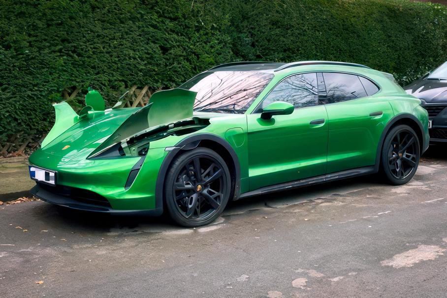 Посмотрите, на что идут воры, чтобы украсть дорогие фары Porsche Taycan