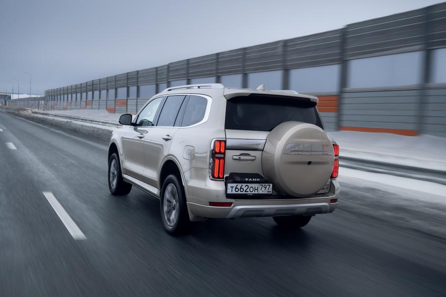 Tank 500 Urban: знакомимся с гибридной версией огромного внедорожника