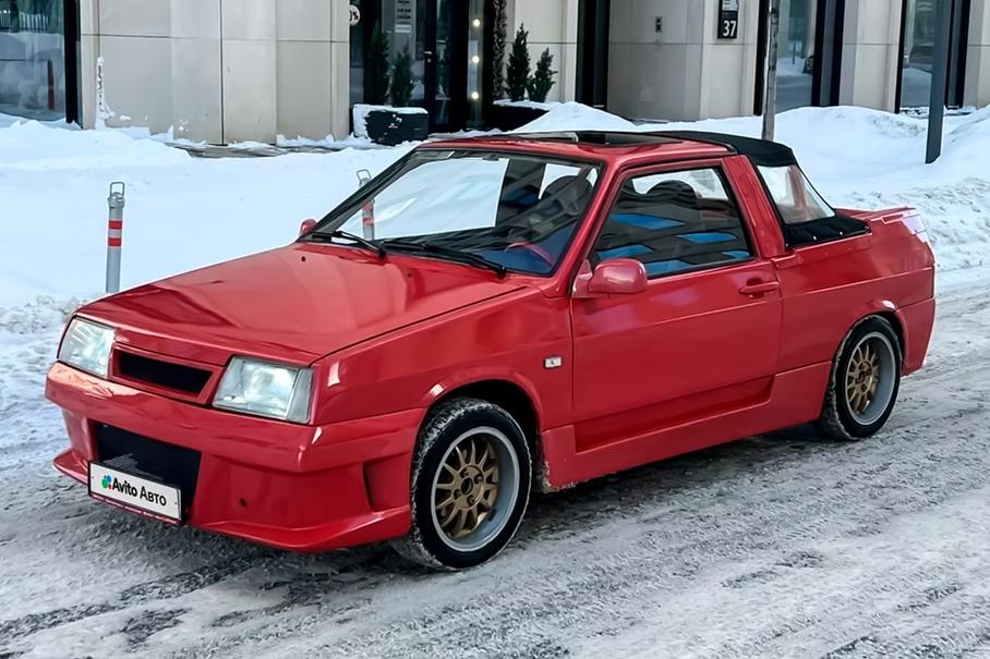 В России продают уникальную «восьмерку» в кузове ландо